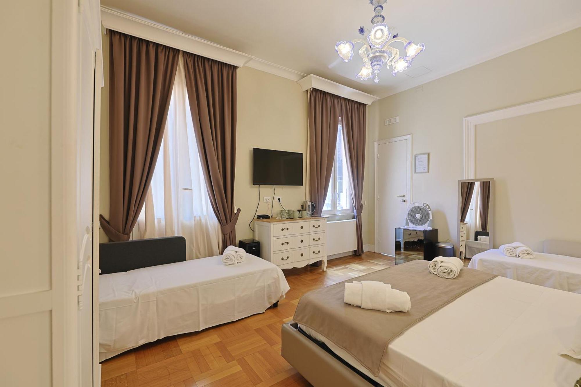 Art House Suites56 Via Del Babuino 56 Rome Exterior photo